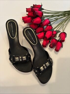 ANTONIO MELANI  7 1/2  Black Studded Slide Kitten Heels